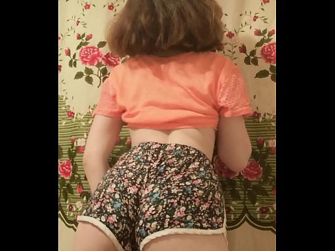 ❤️ Сексуальна молода красуня знімає шорти на камеру ❤️❌ Секс-відео на порно uk.pornfuror.ru